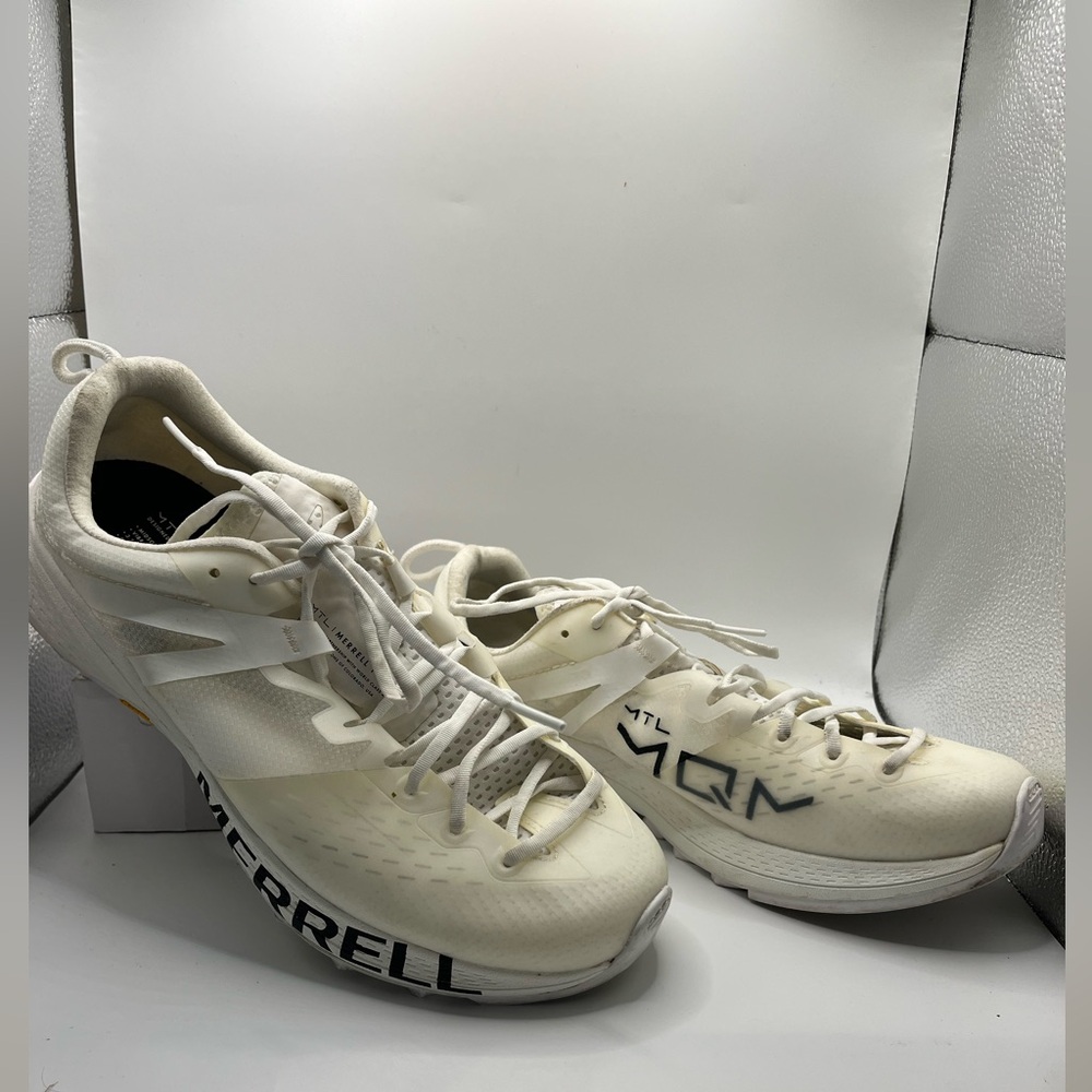 Merrell MTL MQM Mens 9 White Shoes Running Trail Hiking Sneakers Vibram  ~ EUC